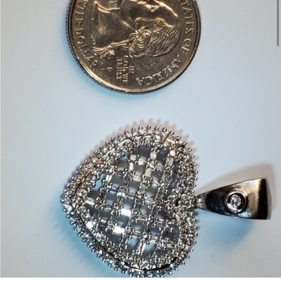 Heart pendant 14k-585 solid Gold and earth natural sparkling Diamonds Heart - Picture 5 of 9